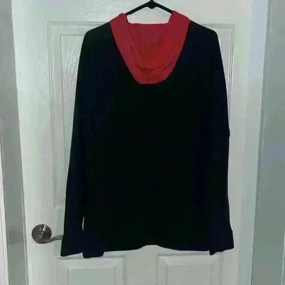 University of Utah hoodie - Picture 2 of 4